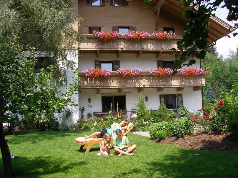Burgblick Hotel Sankt Lorenzen Buitenkant foto